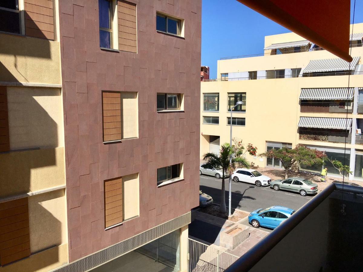 Alcala Center A 5 Minutos Del Paseo Y Playas Apartment Luaran gambar